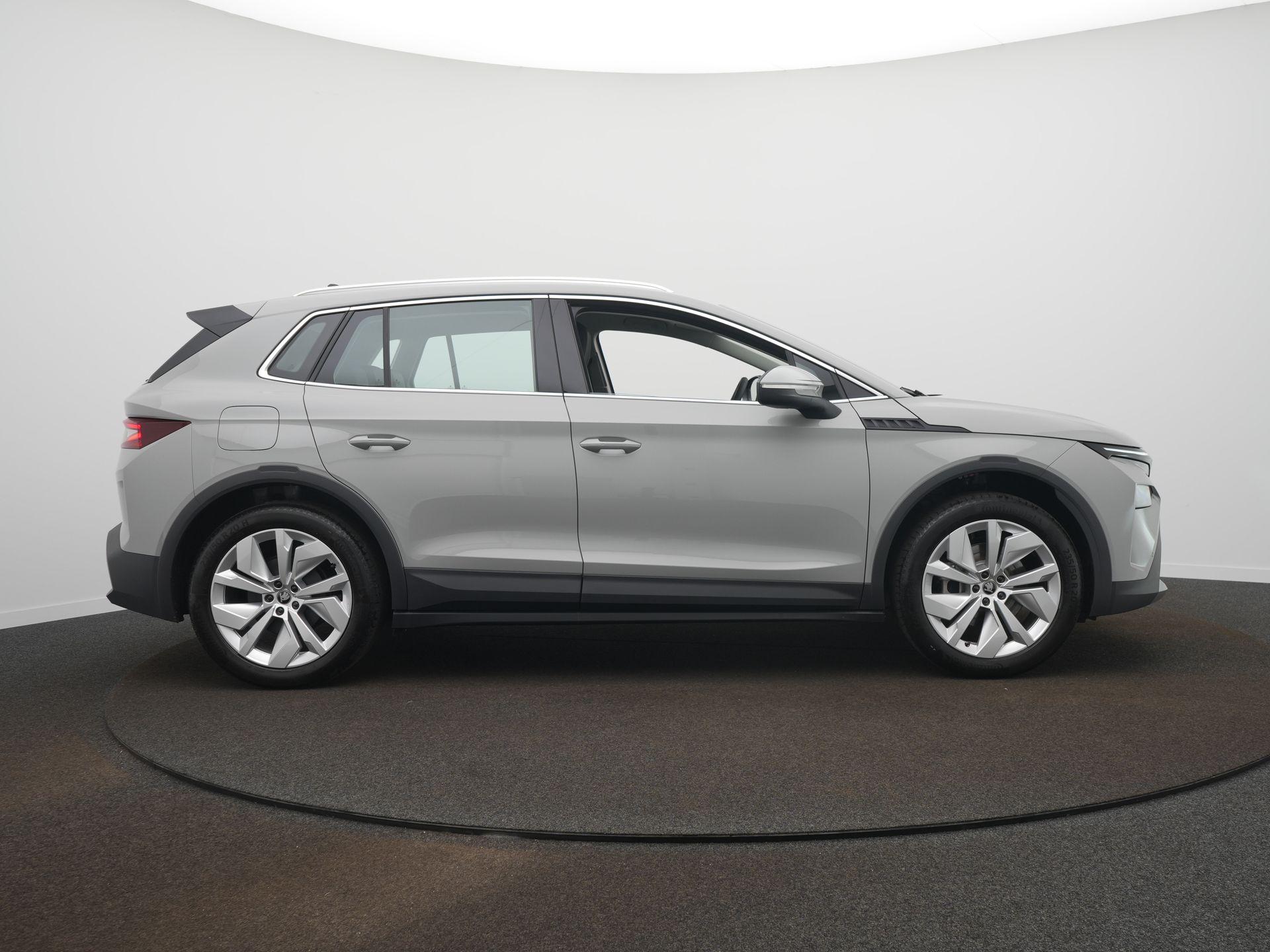 Skoda Elroq Business Edition Elektromotor 150 kW / 204 PK SUV  - Afbeelding 4