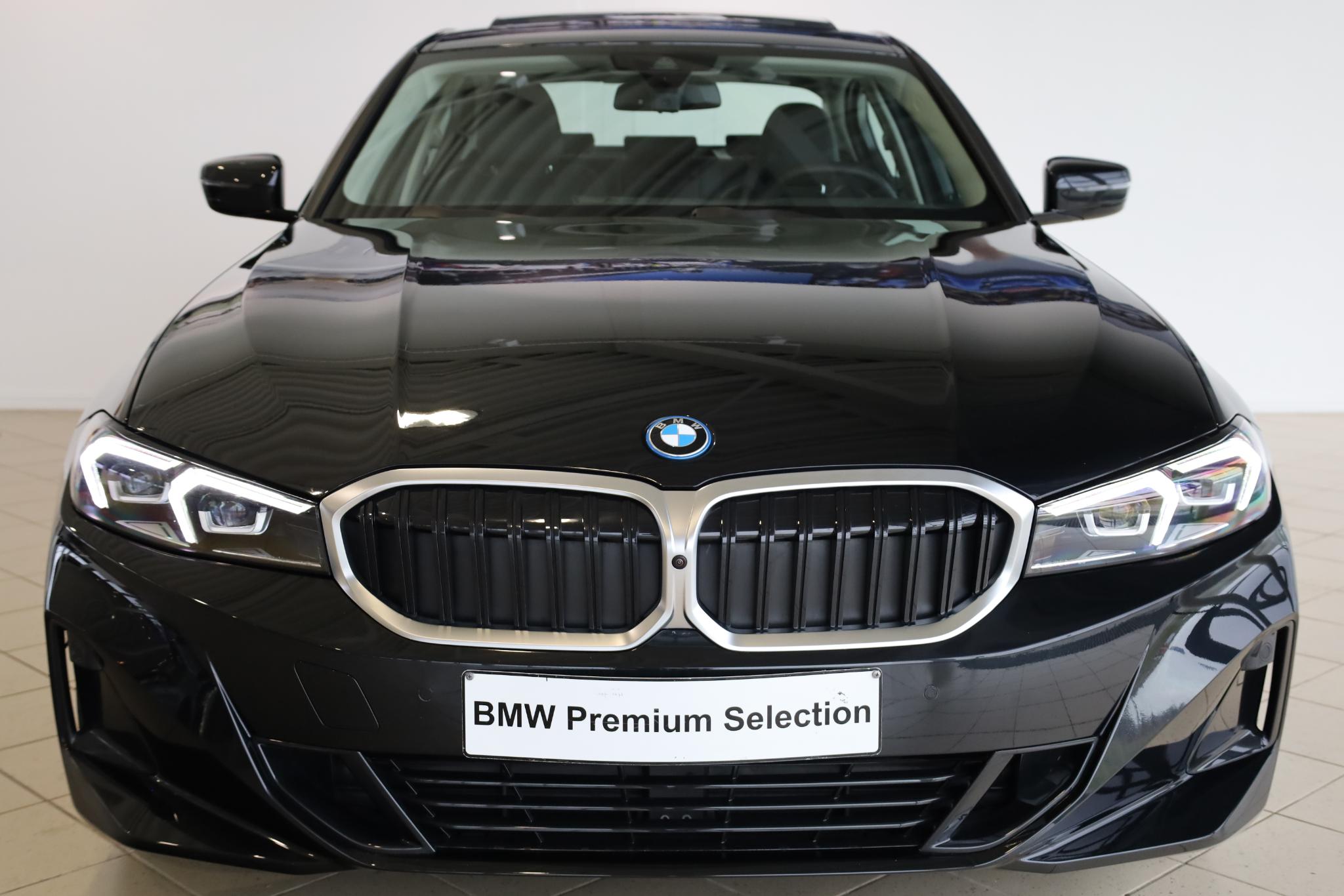 BMW 3 Serie Sedan 330e - Afbeelding 4