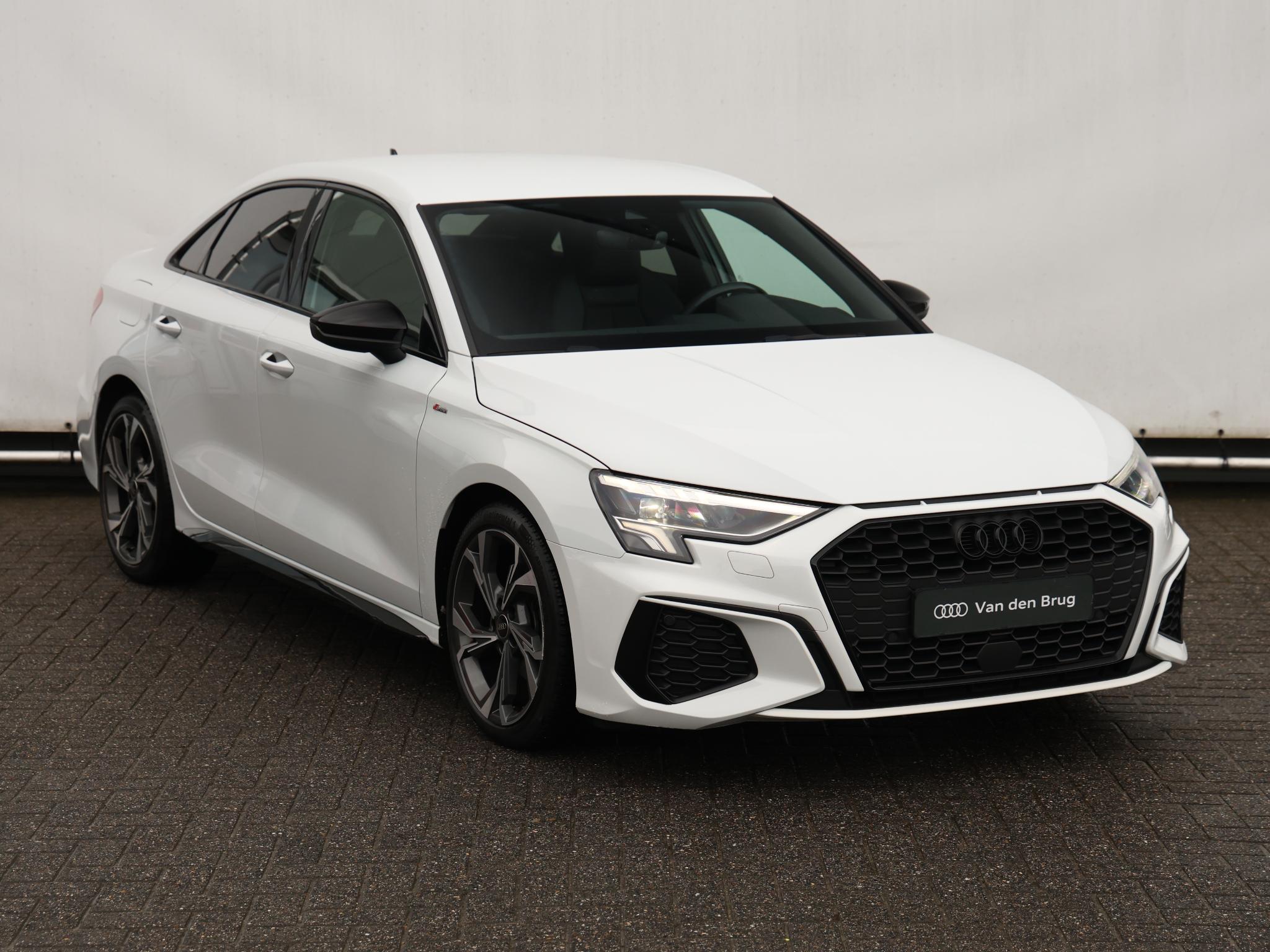 Audi A3 Limousine 30 TFSI S edition - Afbeelding 3