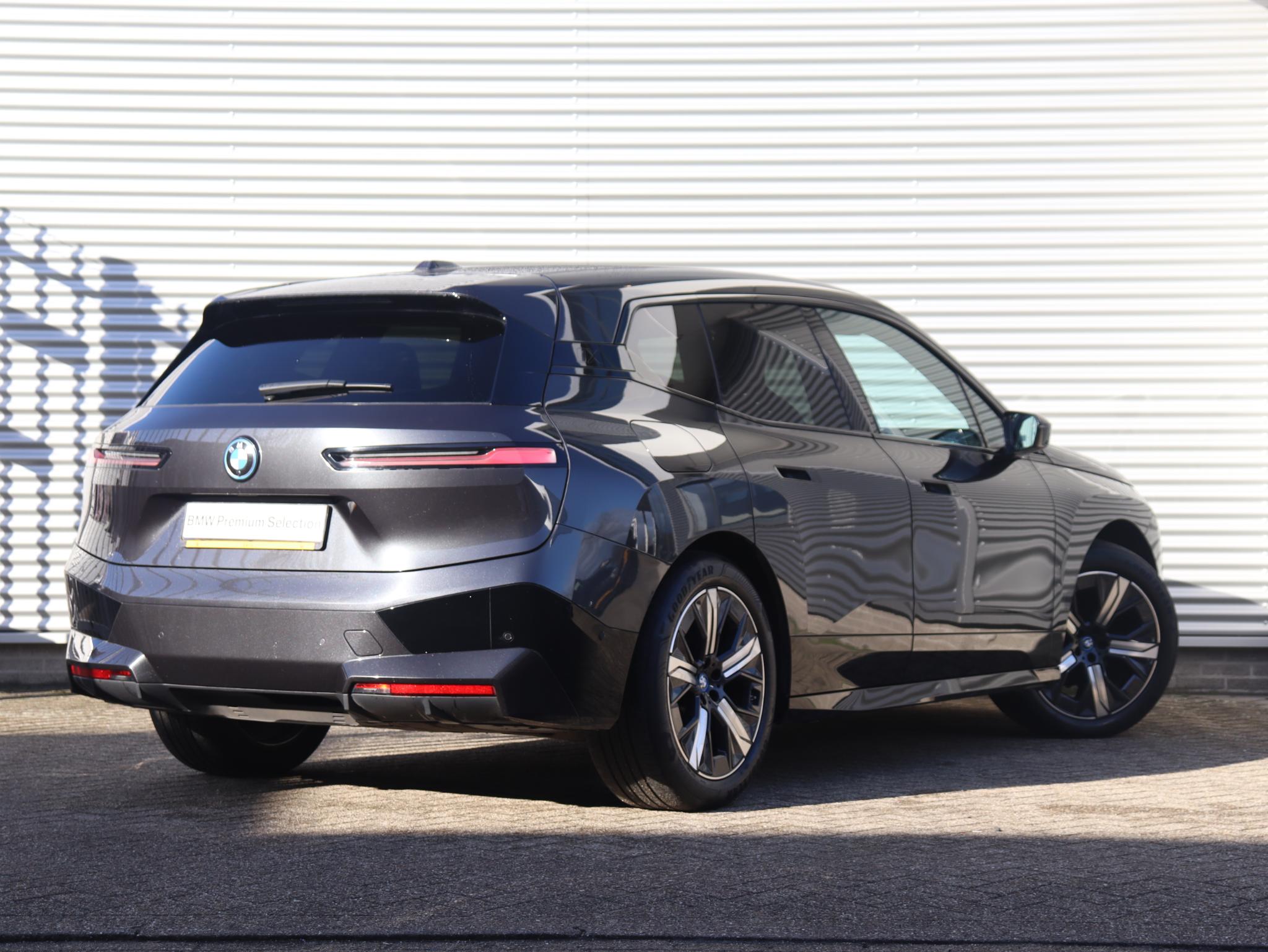 BMW iX xDrive40 - Afbeelding 2