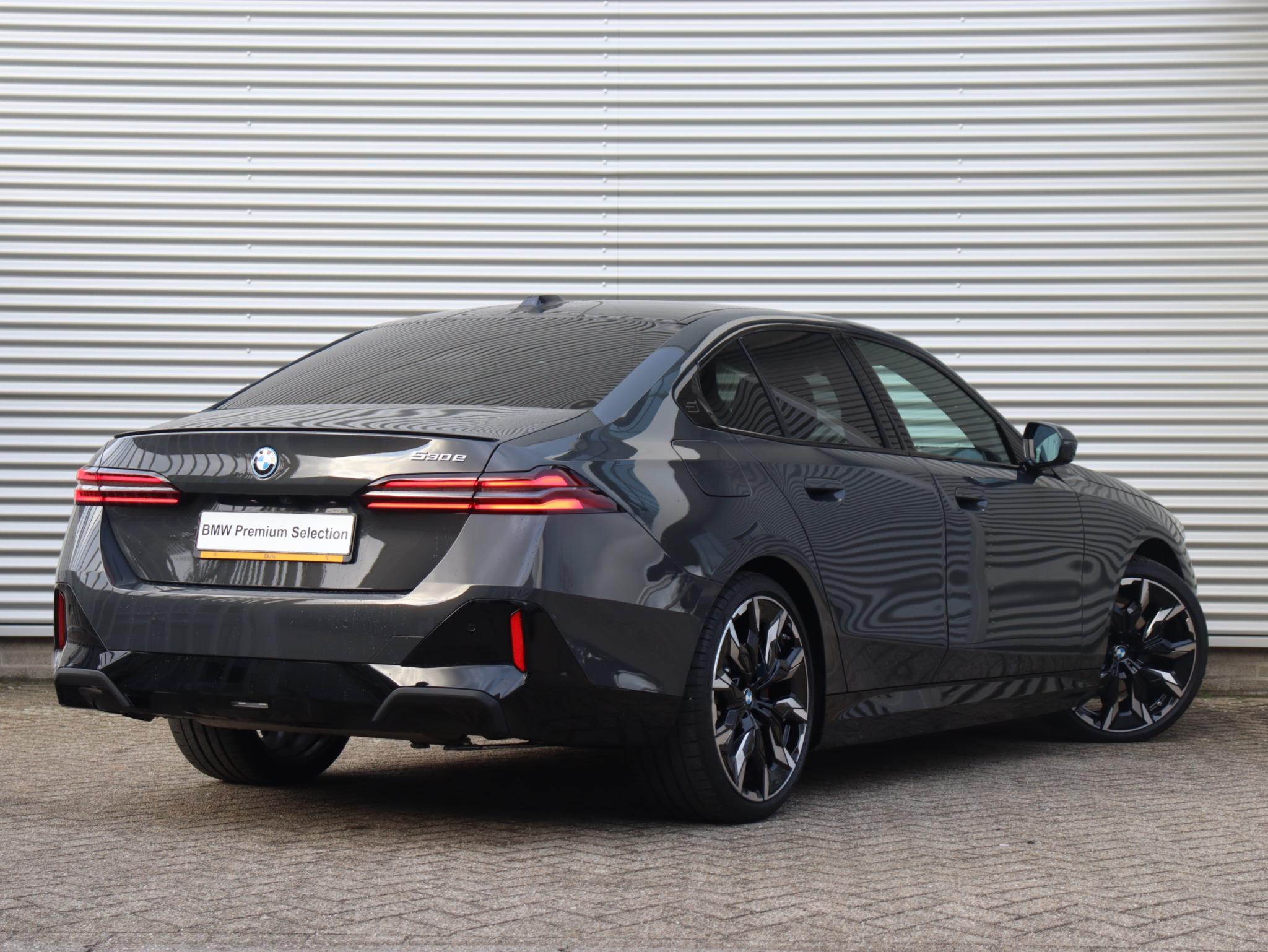 BMW 5 Serie Sedan 530e - Afbeelding 2