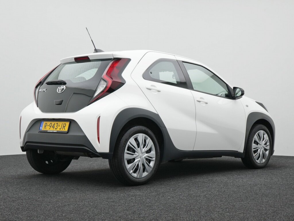 Toyota Aygo X 1.0 VVT-i MT Play | Apple Carplay / Android Auto | Camera - Afbeelding 2