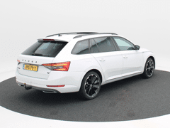 Skoda Superb Combi 1.4 TSi 218 Pk Automaat iV Sportline Business - Afbeelding 2
