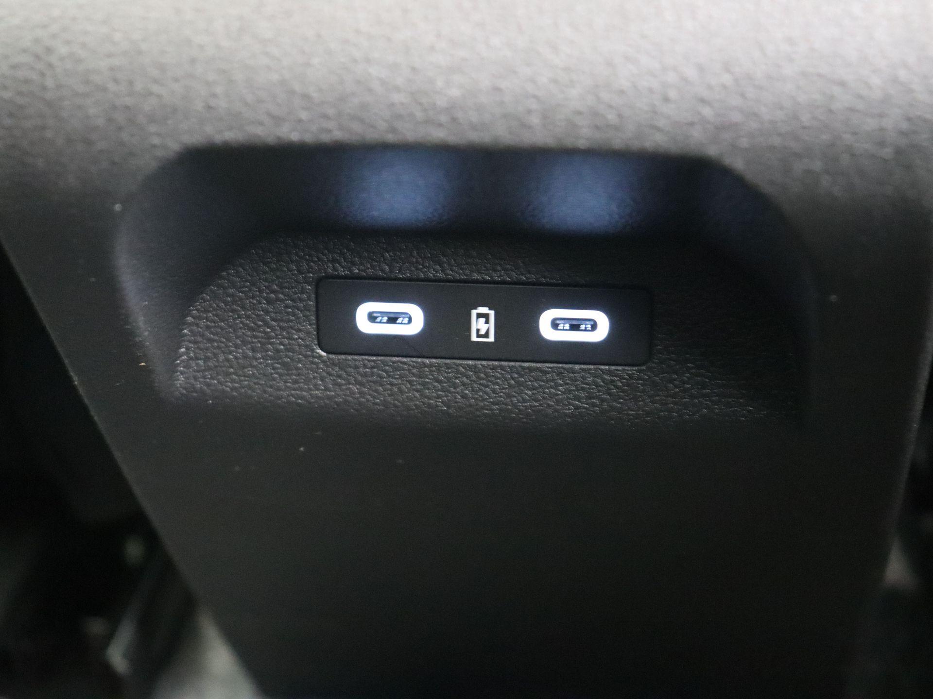 Renault Megane E-Tech 220pk comfort range iconic 60 kWh - Afbeelding 5