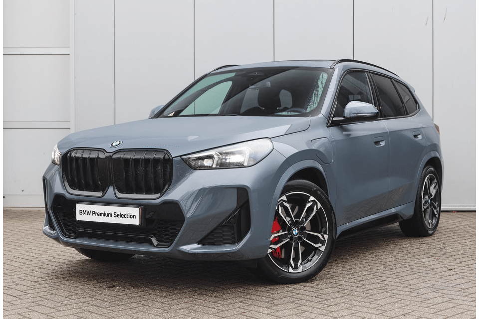 BMW X1 xDrive25e M Sport Automaat - Afbeelding 1