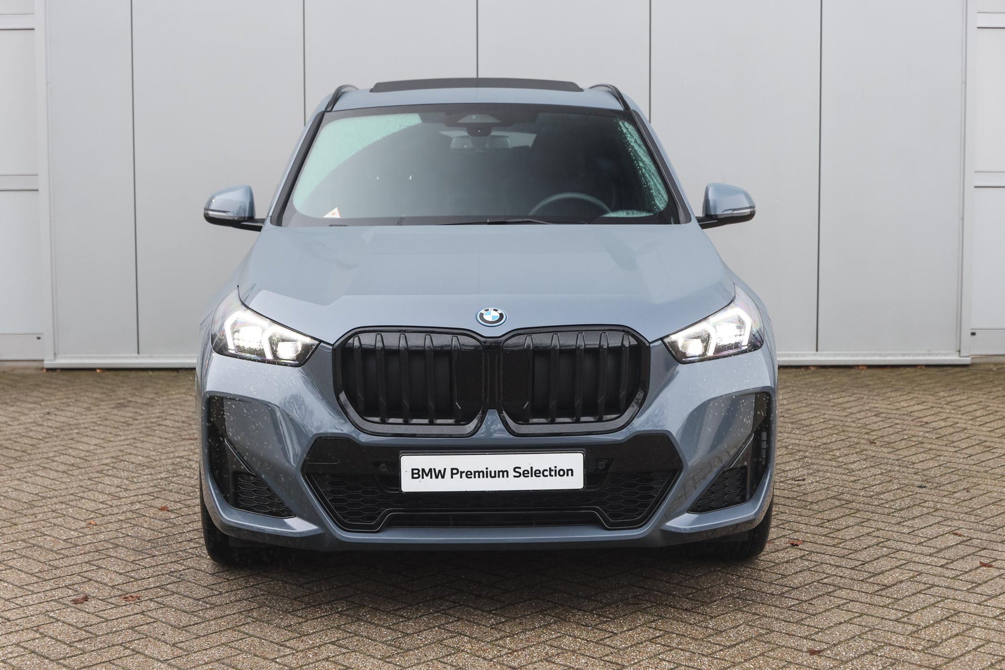 BMW X1 6