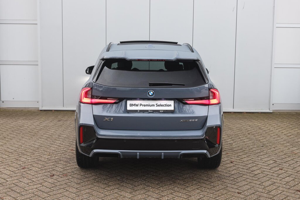 BMW X1 7