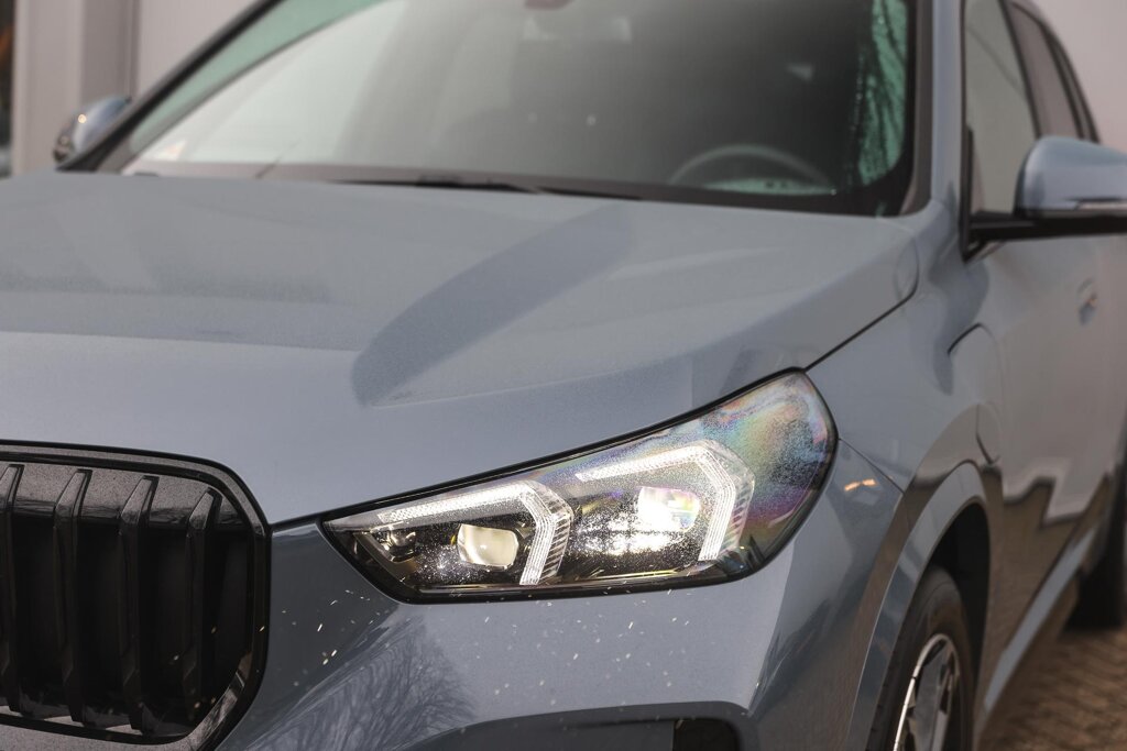 BMW X1 28