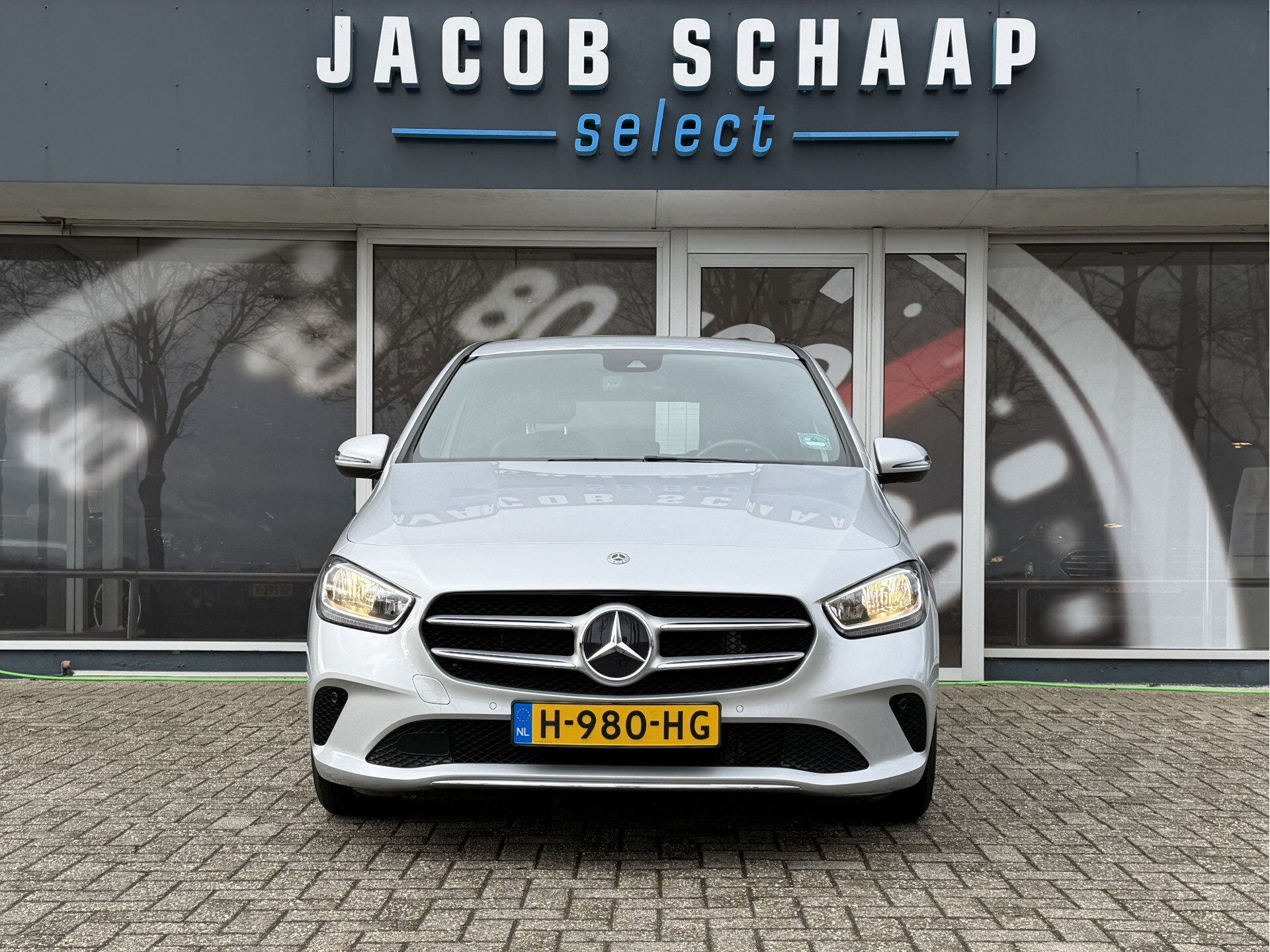 Mercedes-Benz B-Klasse 180 Launch Edition - Afbeelding 2