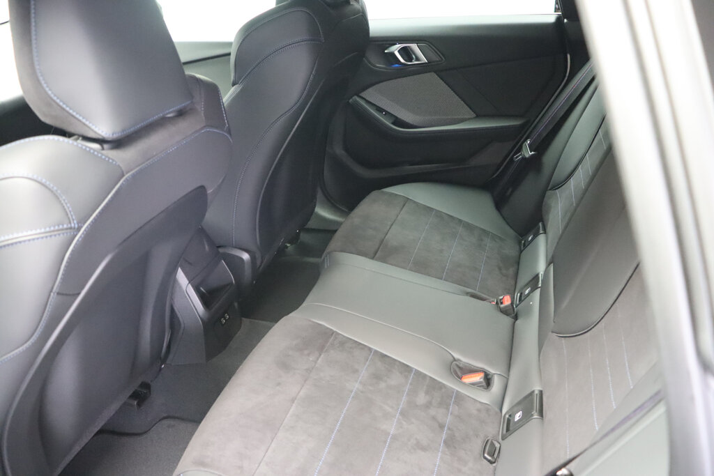 BMW 2 Serie 23