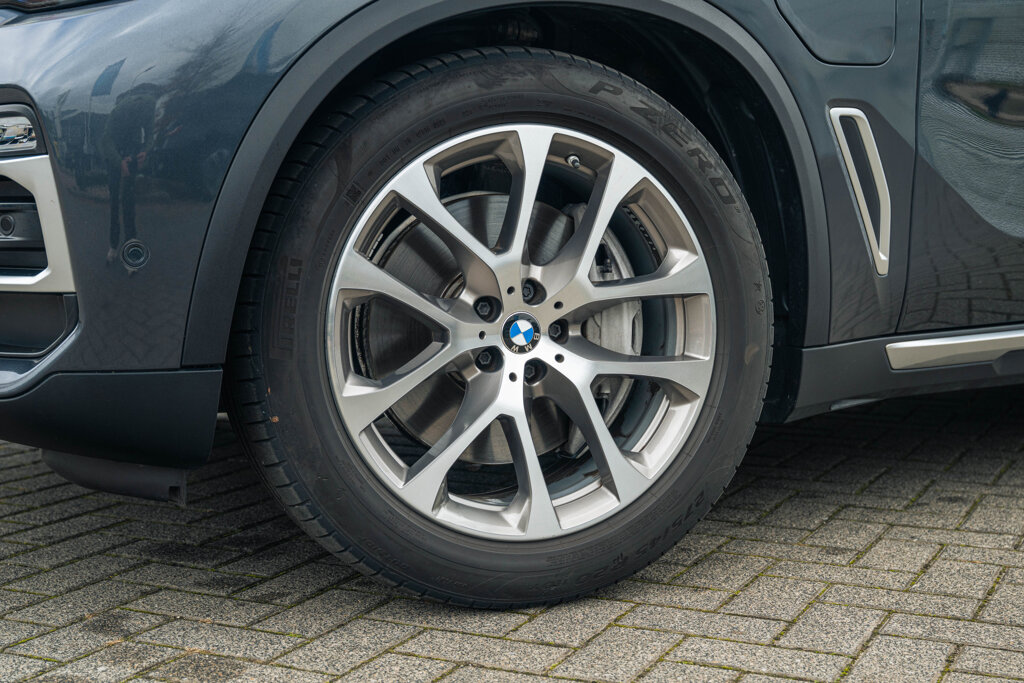 BMW X5 9