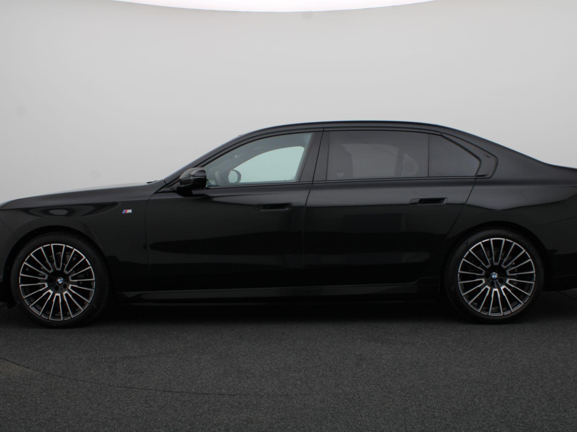 BMW i7 xDrive60 - Afbeelding 4