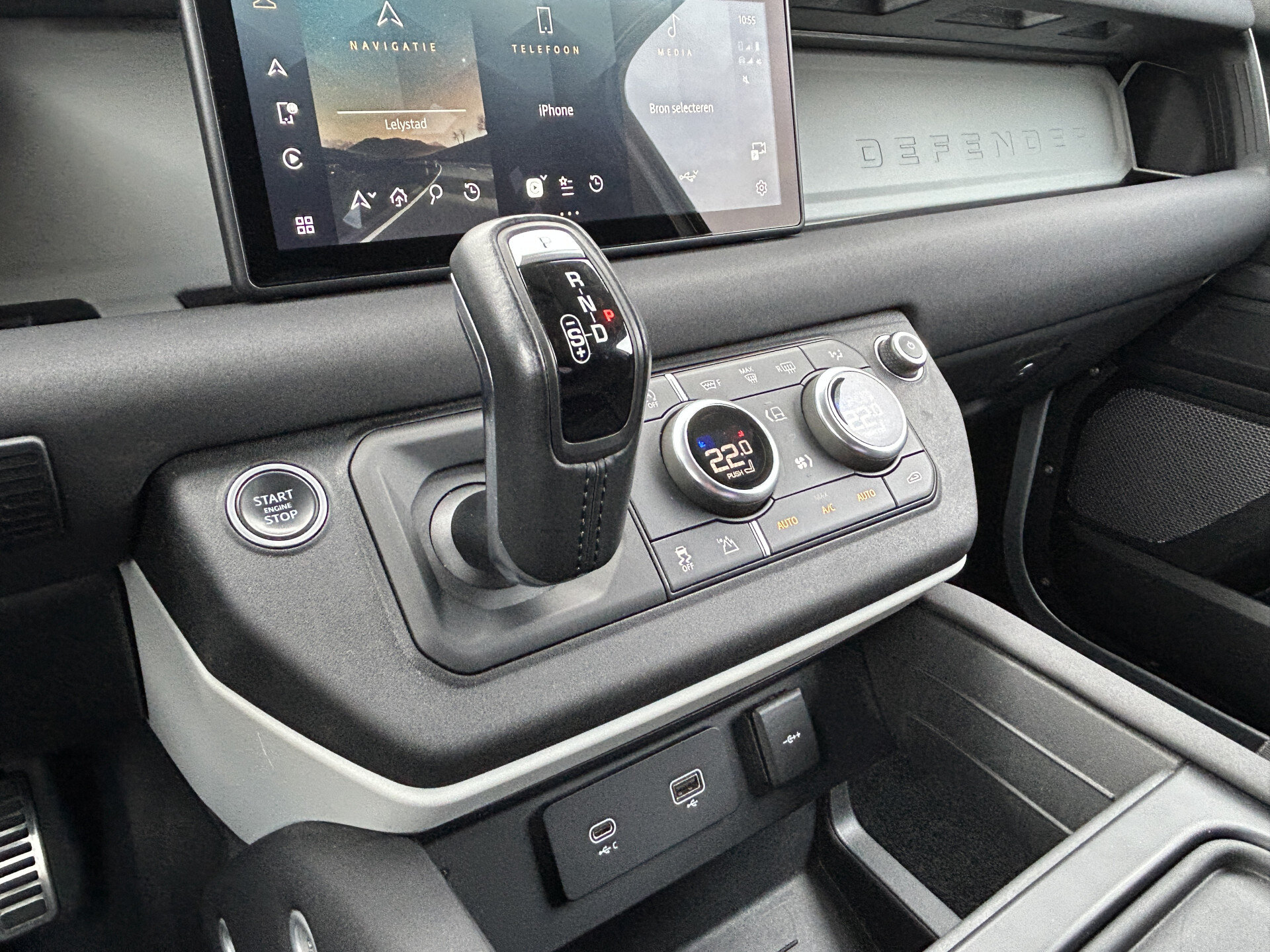 Land Rover Defender 3.0 D200 6-cil. 90 -EURO 6-f S - Commercial - Afbeelding 3