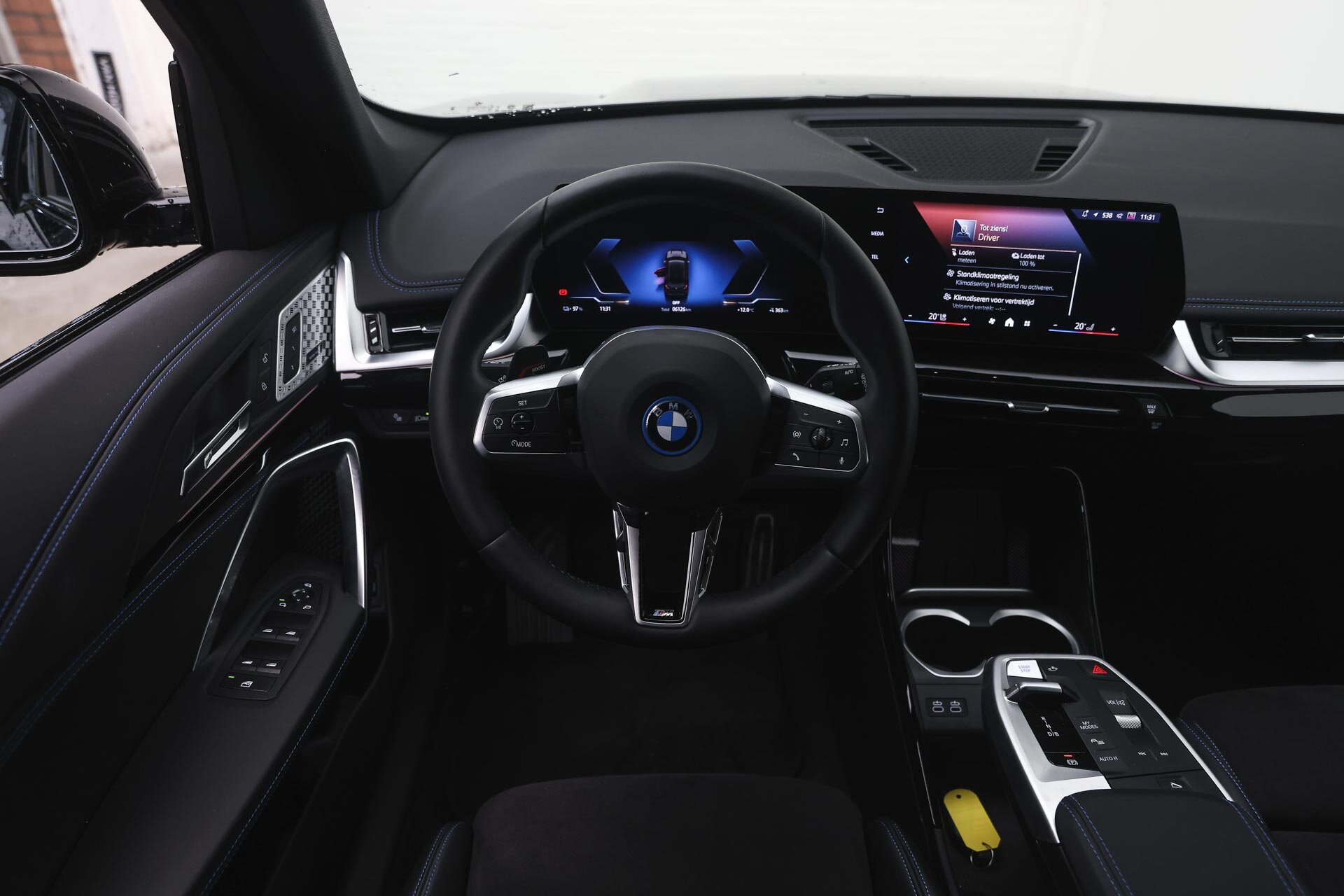 BMW iX1 eDrive20 M Sport - Afbeelding 3