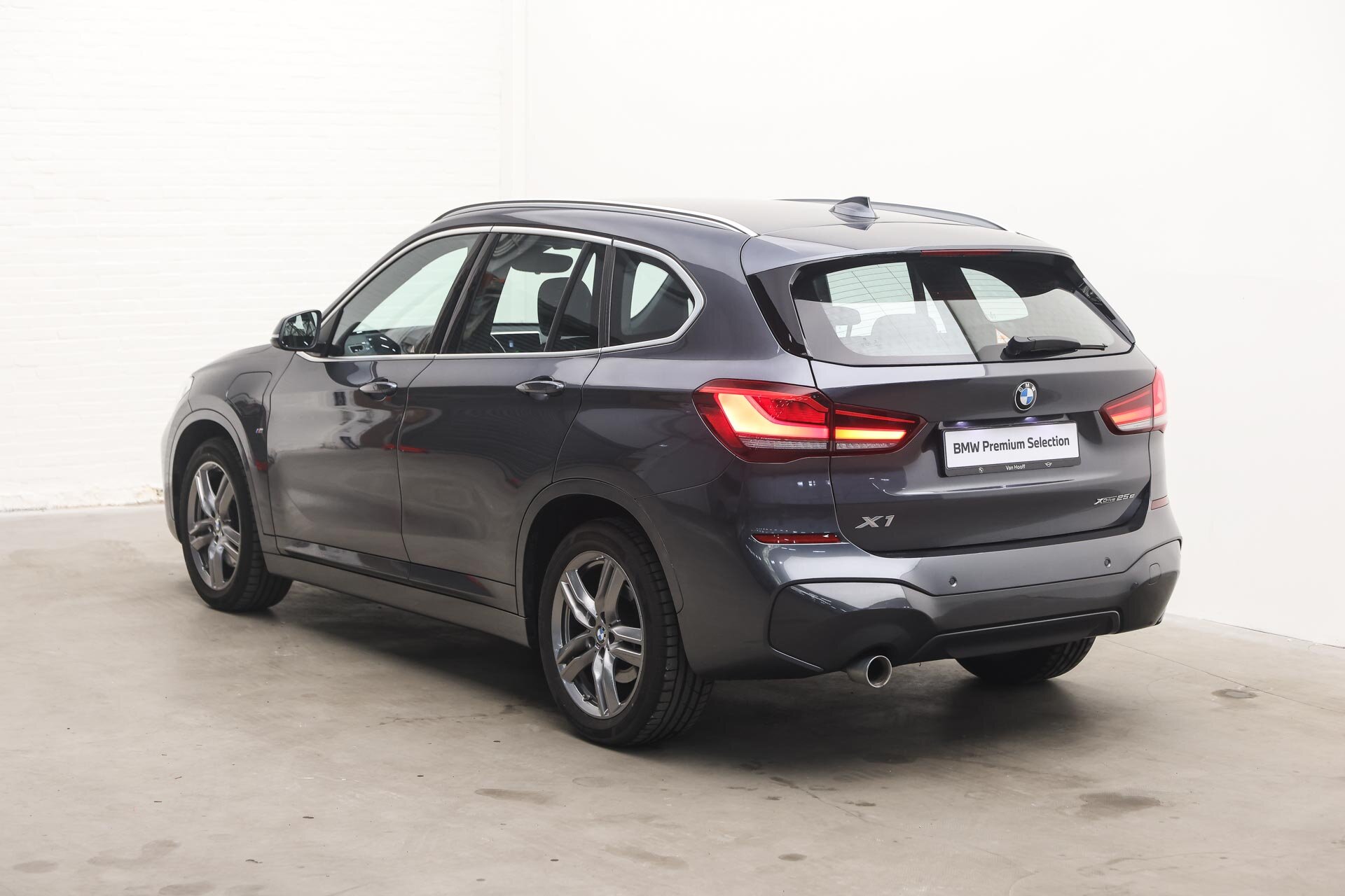 BMW X1 xDrive25e M Sport Automaat - Afbeelding 2