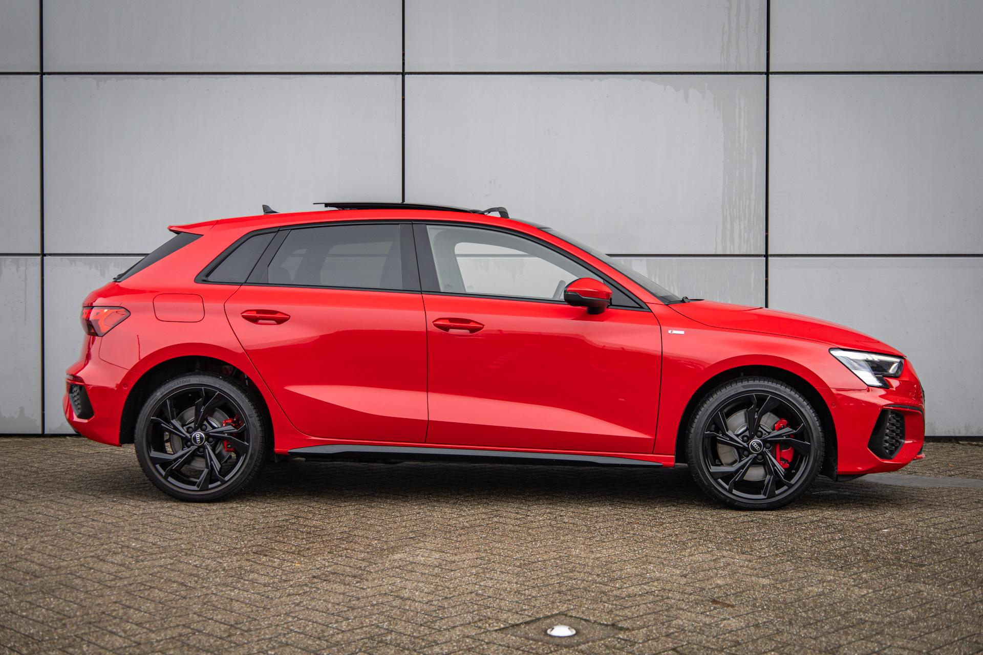 Audi A3 Sportback 45 TFSIe 245pk PHEV S Edition Competition - Afbeelding 3