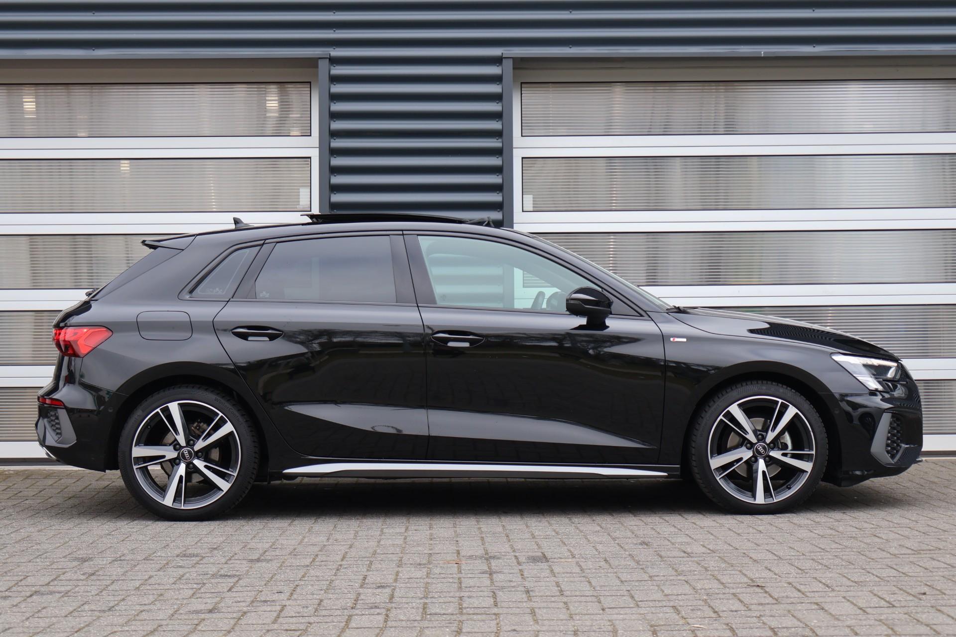 Audi A3 Sportback 30 TFSI 110pk S-tronic S Edition - Afbeelding 3