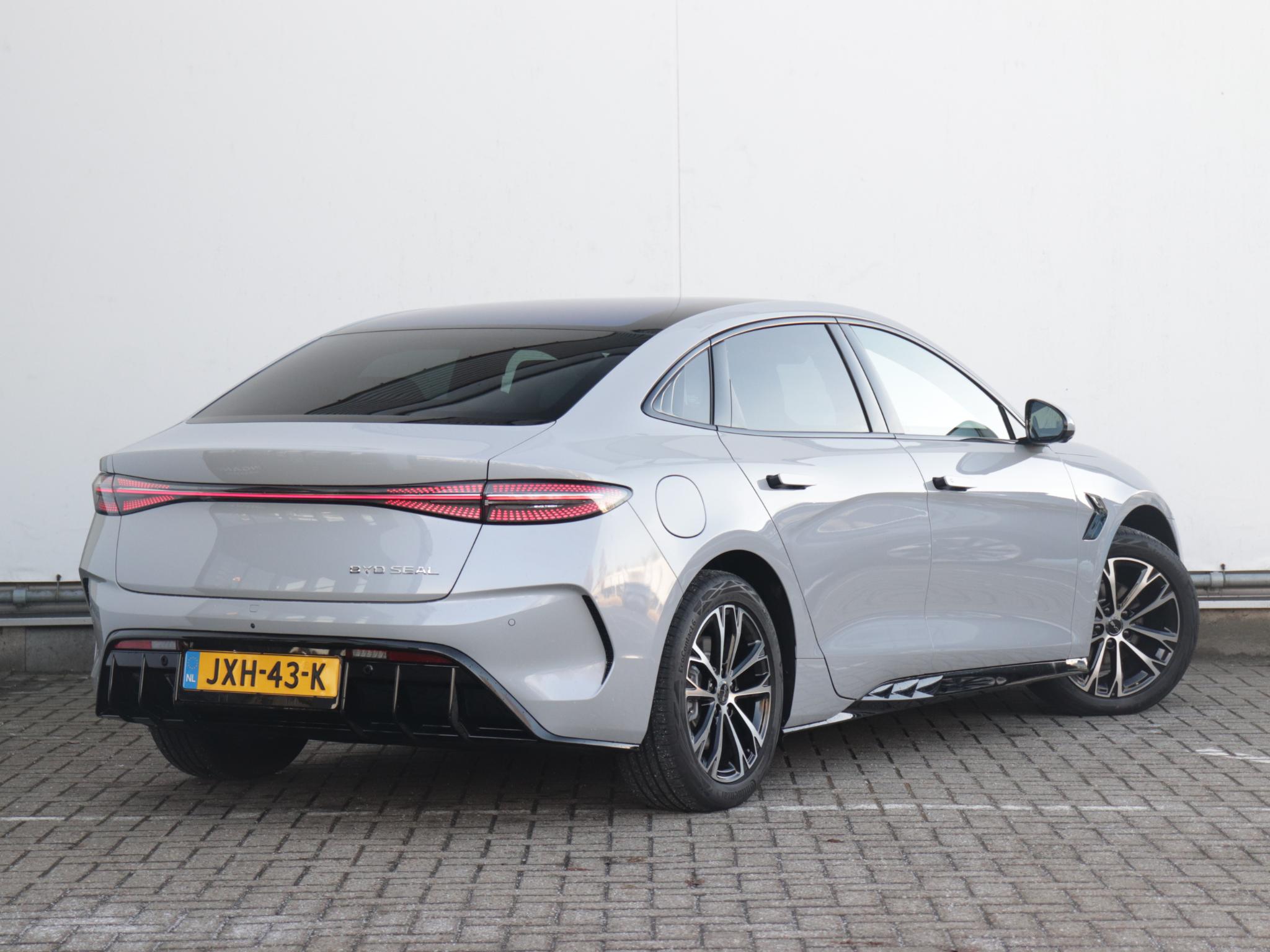 BYD SEAL Business RWD 61.4 kWh - Afbeelding 4