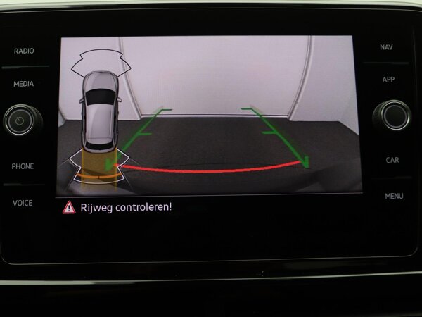 Achteruitrijcamera (Rear View)