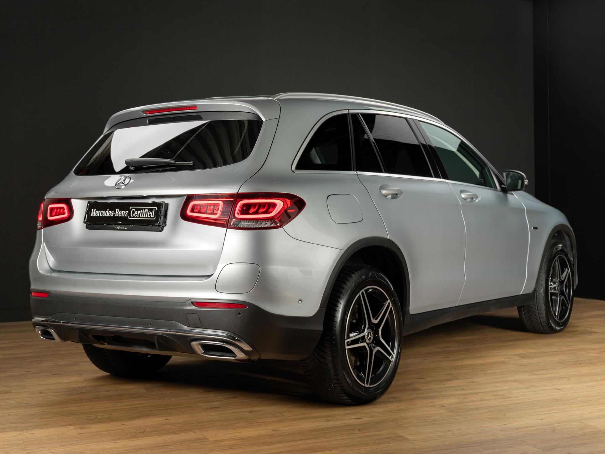 Mercedes-Benz GLC 300e 4MATIC - Afbeelding 2
