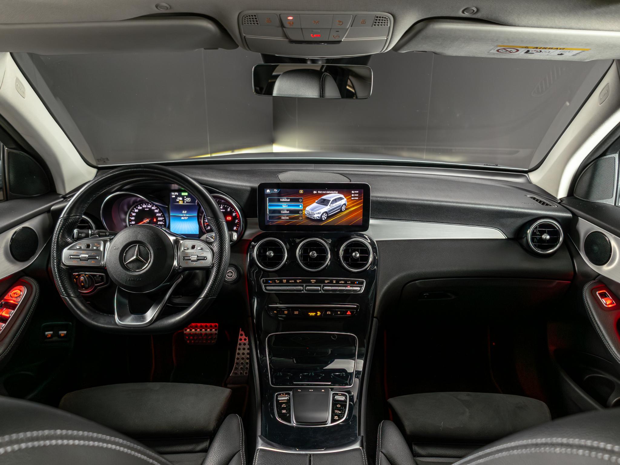 Mercedes-Benz GLC 300e 4MATIC - Afbeelding 3