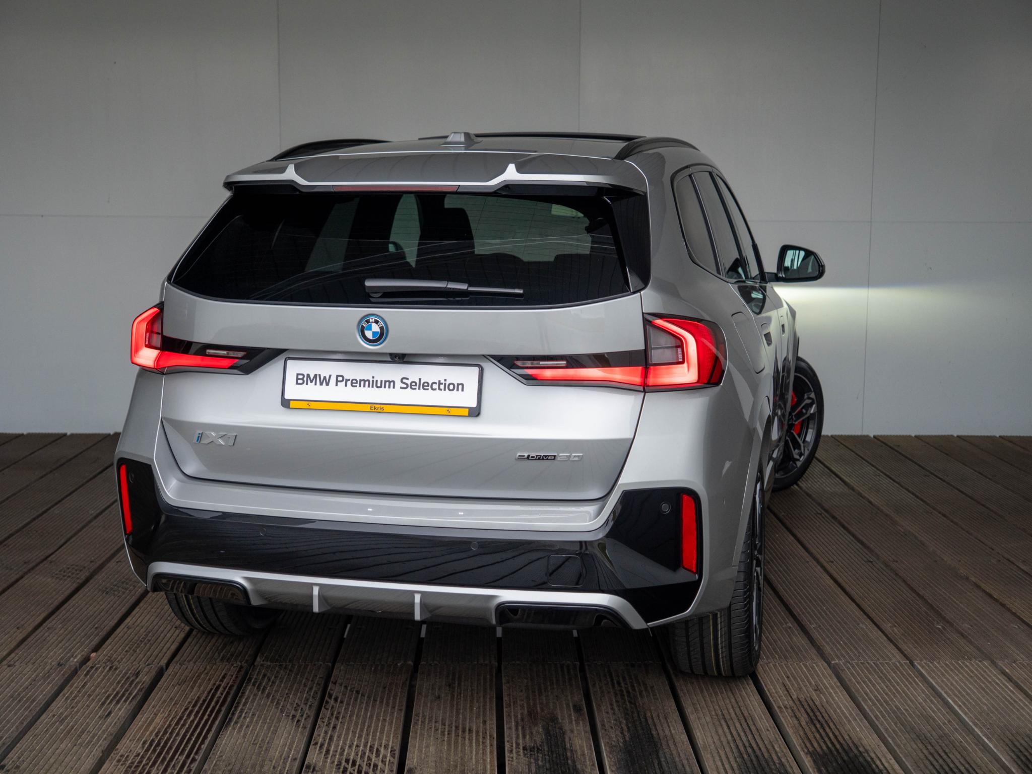 BMW iX1 eDrive20 - Afbeelding 2