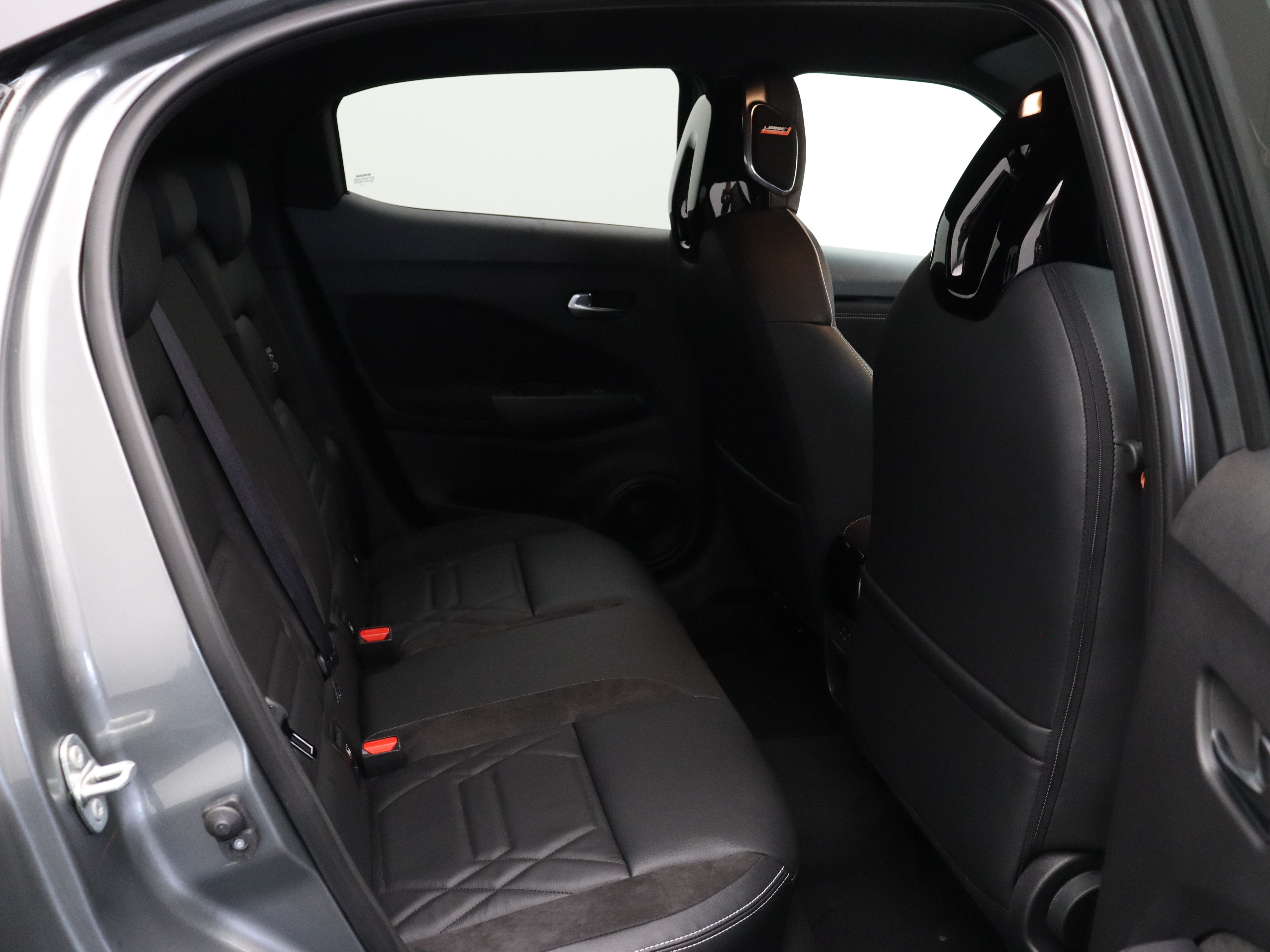 Nissan Juke N-Design + Interior Pack + Cold Pack + Technology Pack Hybrid 143 - Afbeelding 9