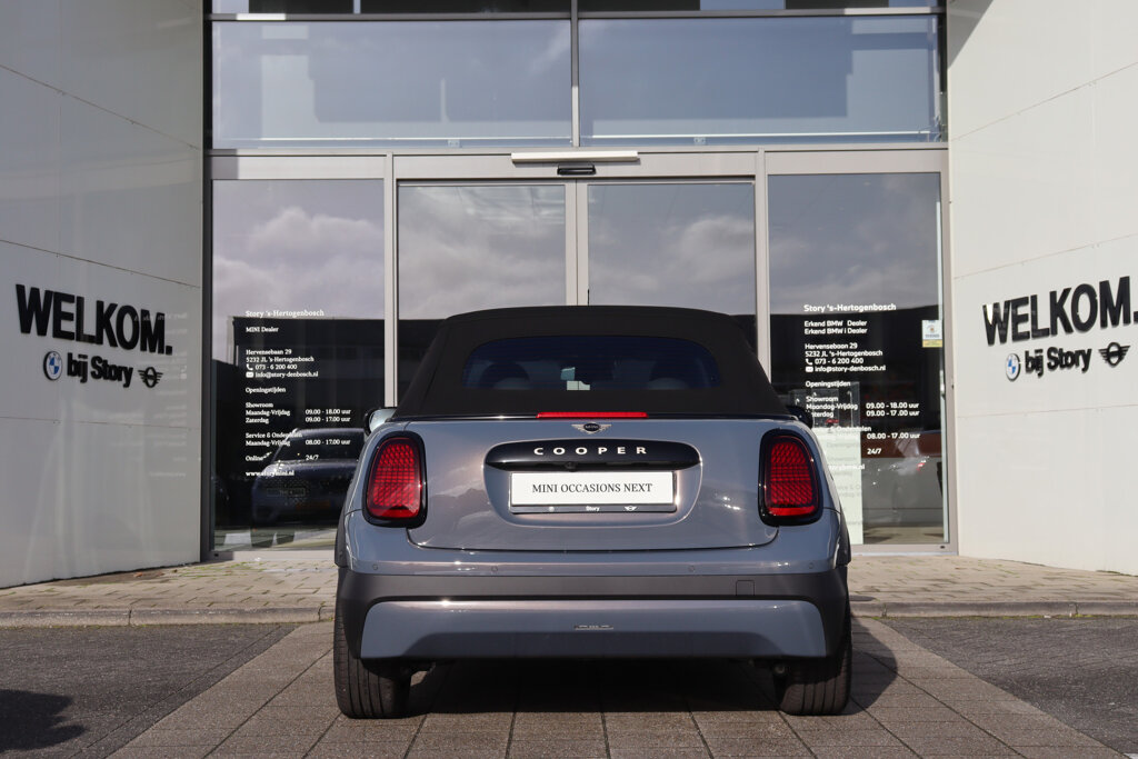 MINI Cooper Cabrio 10
