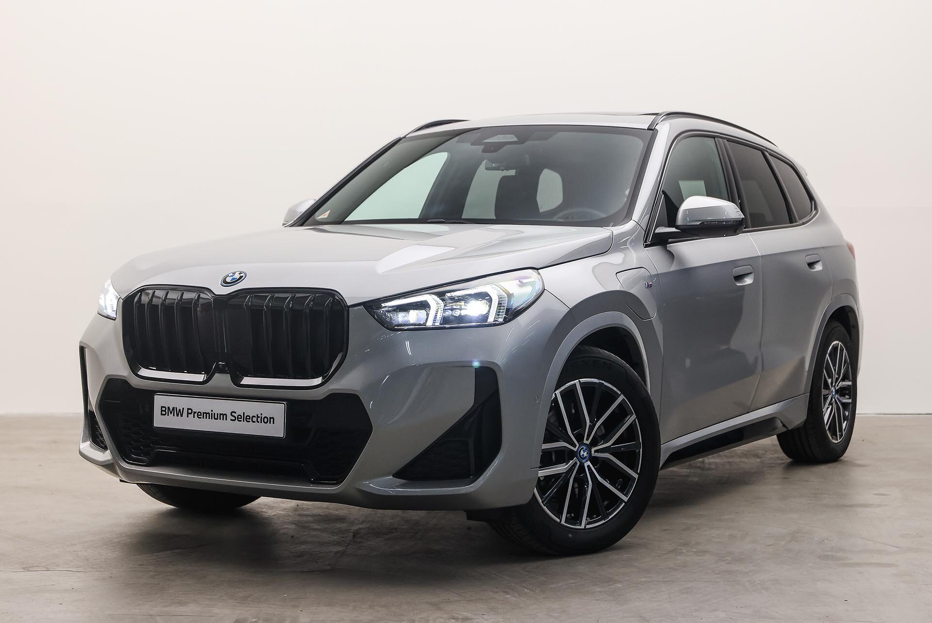 BMW X1 xDrive25e High Executive M Sport Automaat