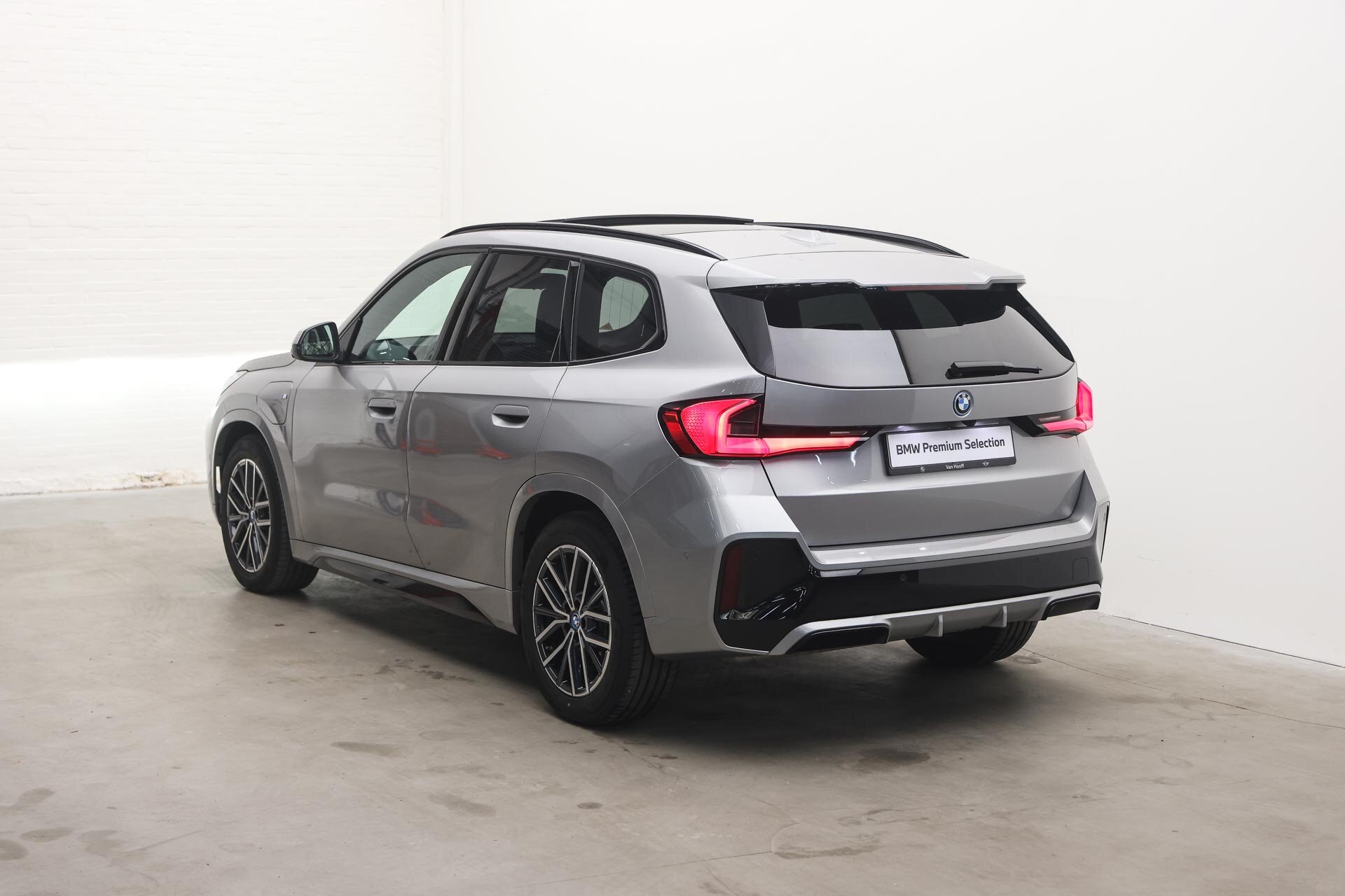 BMW X1 xDrive25e High Executive M Sport Automaat - Afbeelding 2