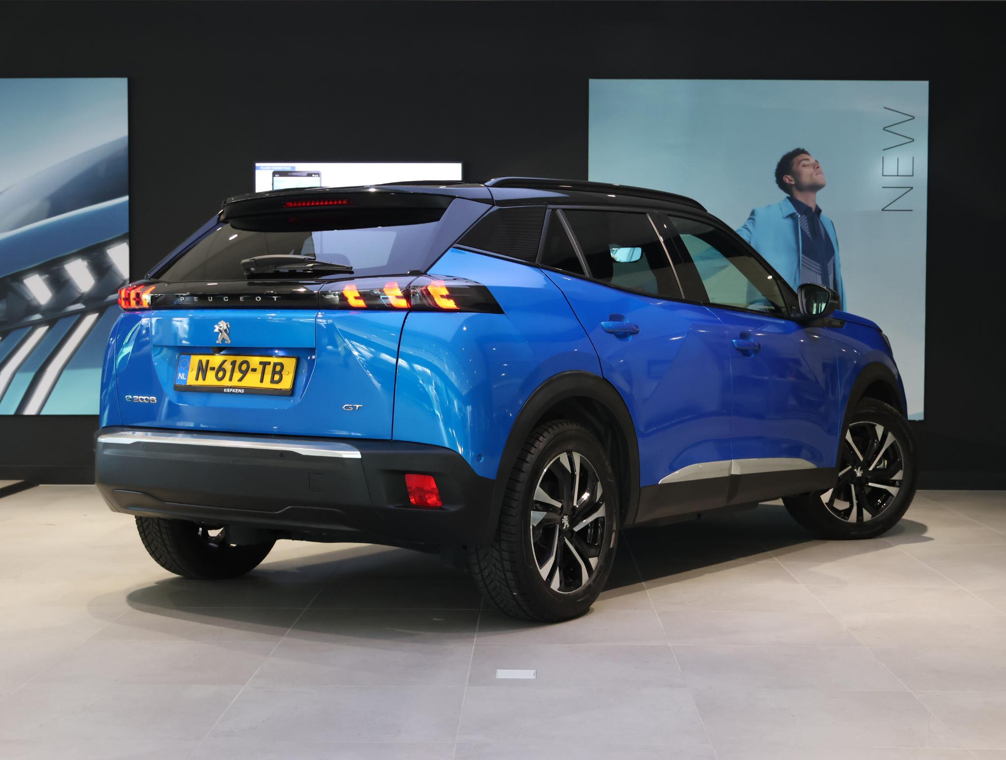 Peugeot e-2008 SUV GT 50kWh - Afbeelding 3