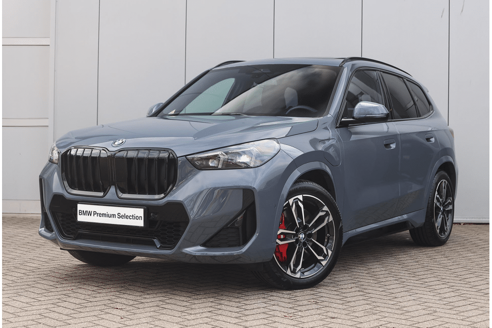 BMW X1 xDrive25e M Sport Automaat - Afbeelding 1