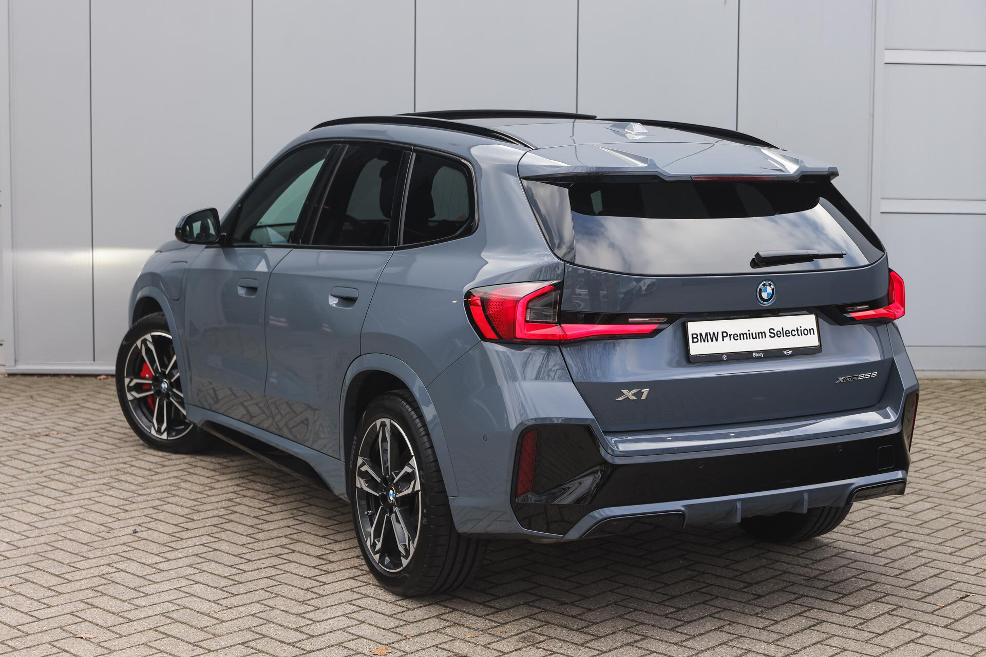 BMW X1 xDrive25e M Sport Automaat - Afbeelding 2