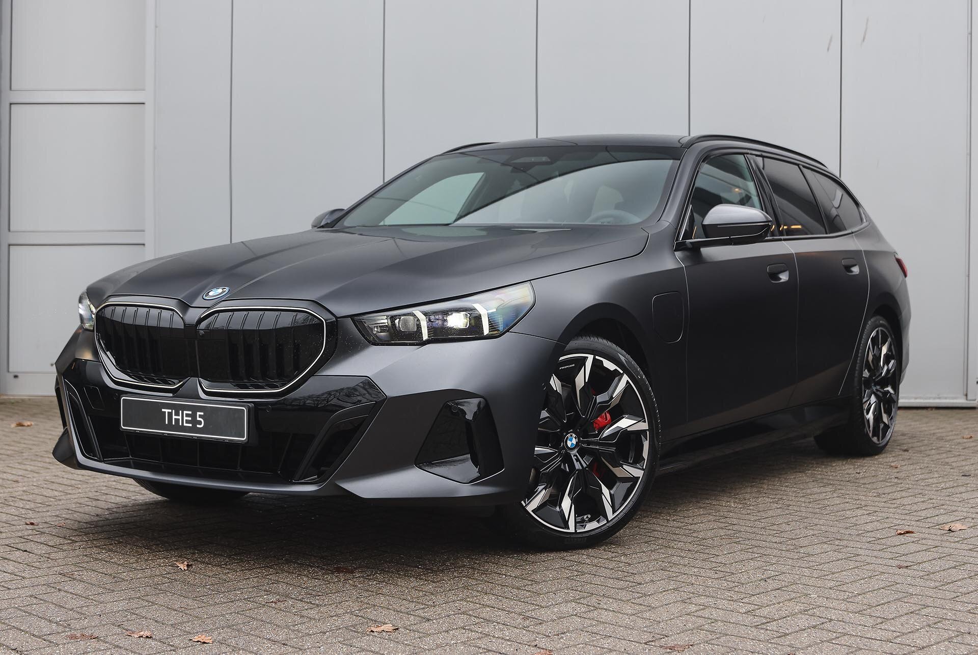 BMW 5 Serie Touring 550e xDrive M Sport Automaat