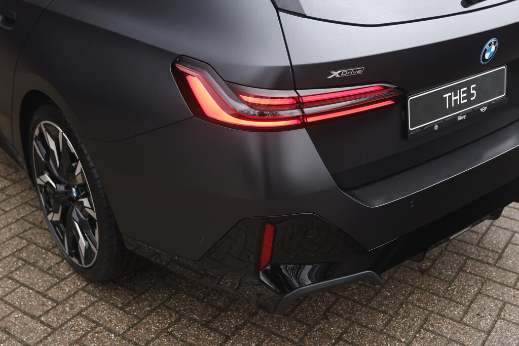 BMW 5 Serie 32