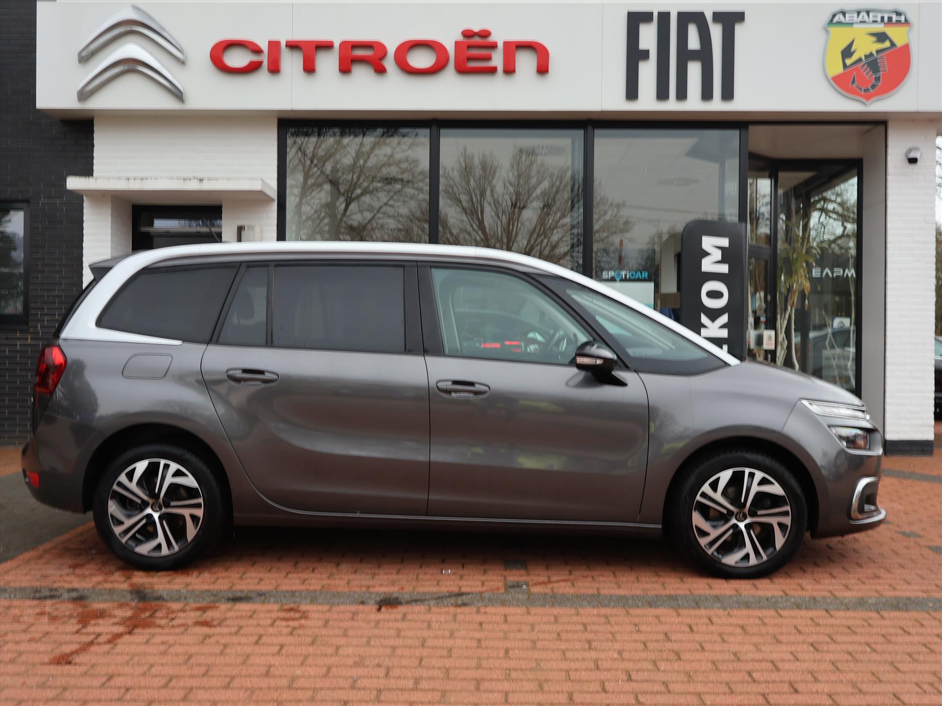 Citroën Grand C4 Spacetourer PureTech 130PK S&S EAT8 Automaat 7pers. Business, Rijklaarprijs | Navigatie | Camera | 3e zitrij - Afbeelding 3