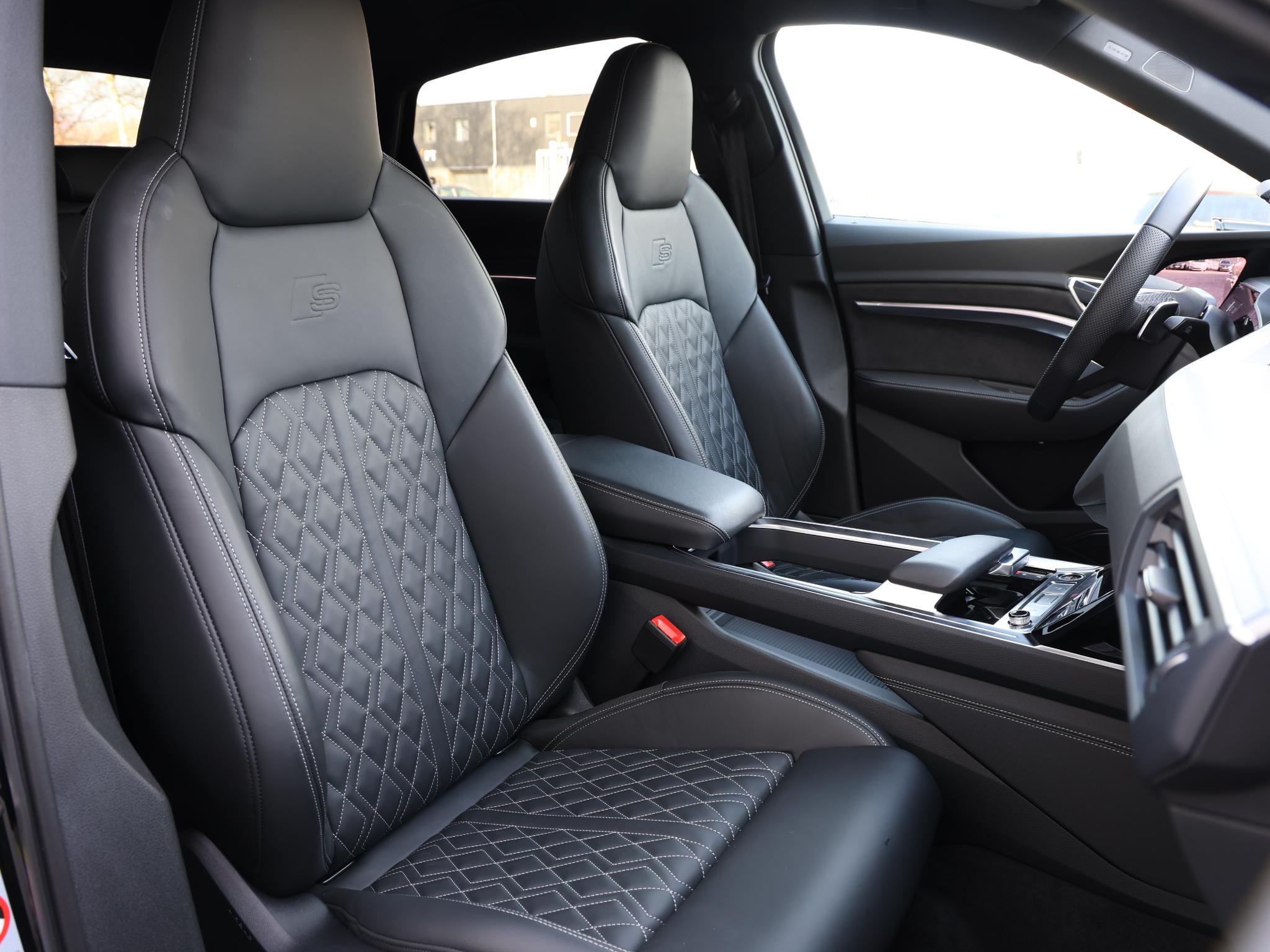 Audi Q8 Sportback e-tron 50 quattro S Edition 95 kWh - Afbeelding 4