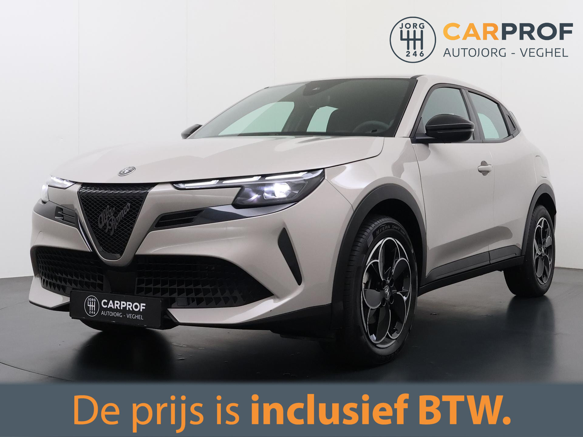 Alfa Romeo Junior Elettrica 54 kWh