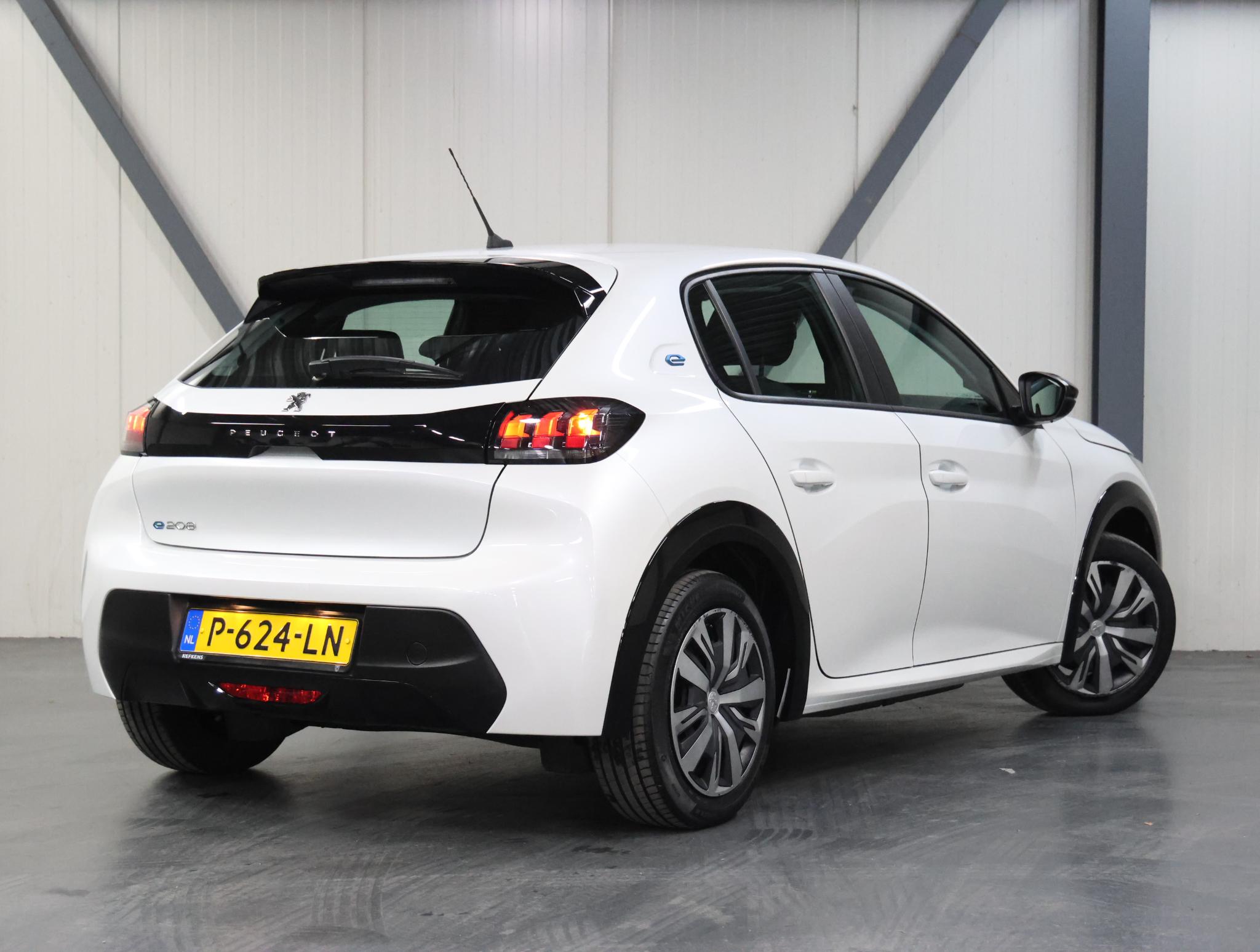 Peugeot e-208 EV Active 50 kWh 136PK - Afbeelding 3