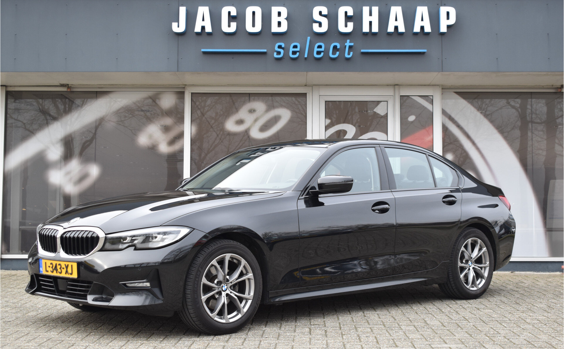 BMW 3 Serie 320i High Executive