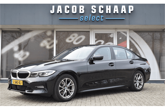 BMW 3 Serie 320i High Executive