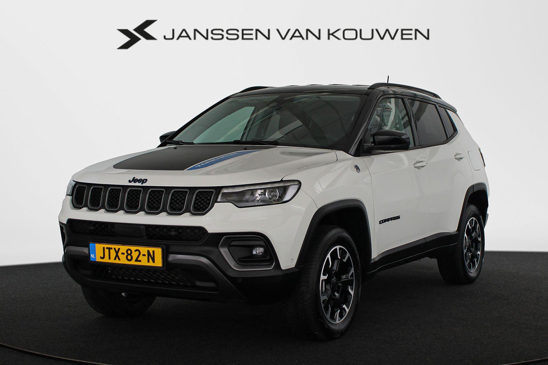 Jeep Compass 4xe 240 Plug-in Hybrid Electric Trailhawk