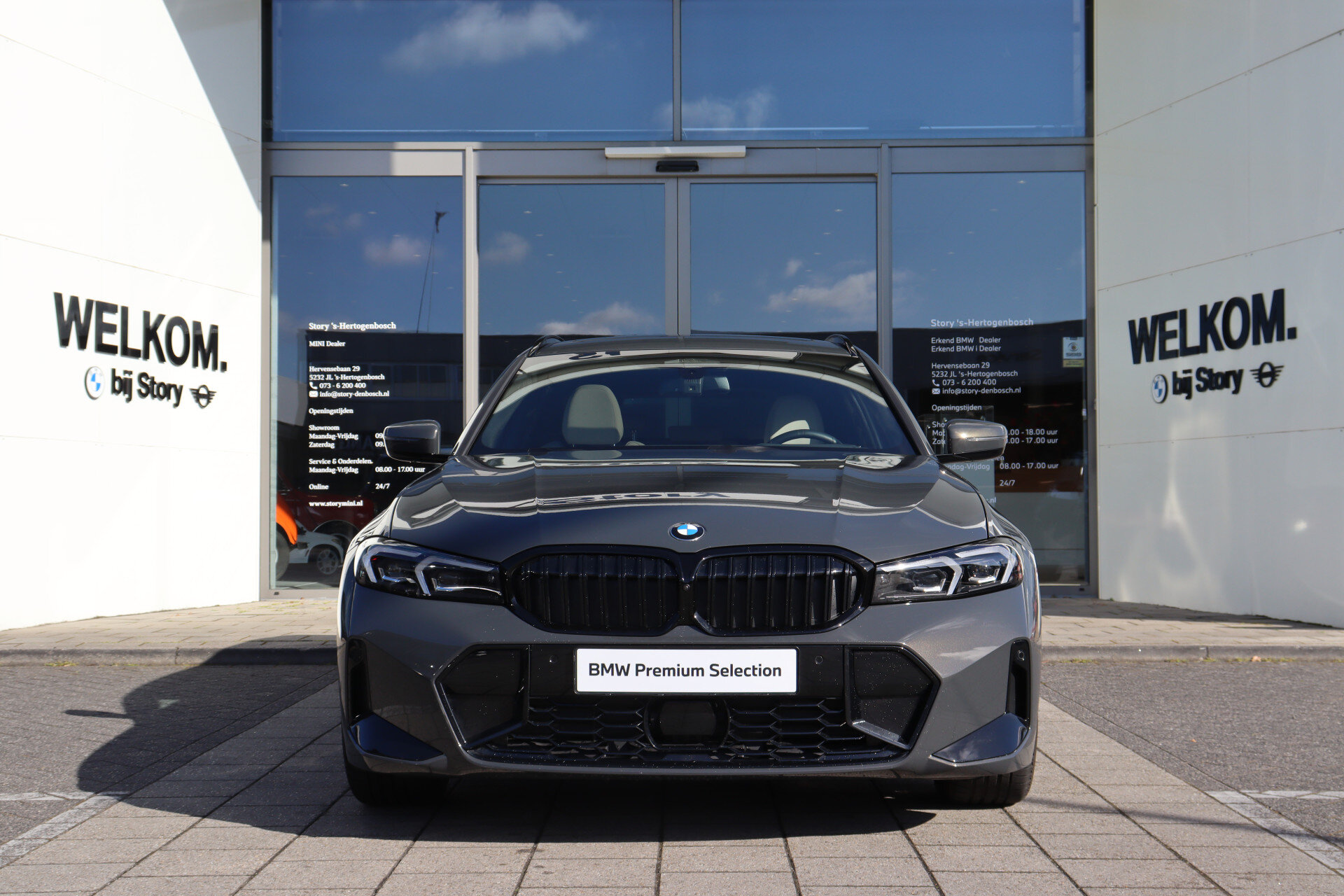 BMW 3 Serie Touring 320i M Sport Automaat - Afbeelding 2