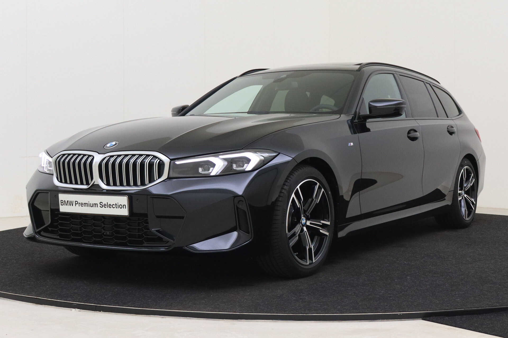 BMW 3 Serie Touring 318i M Sport Automaat