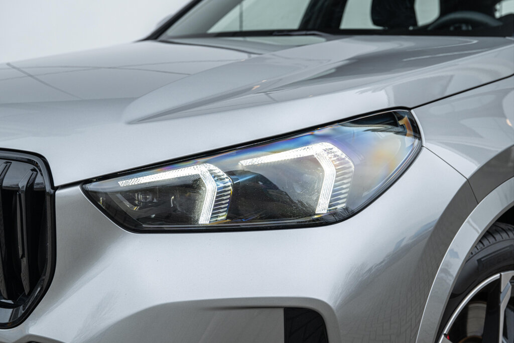 BMW X1 8