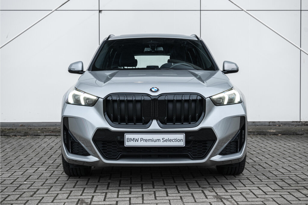 BMW X1 12