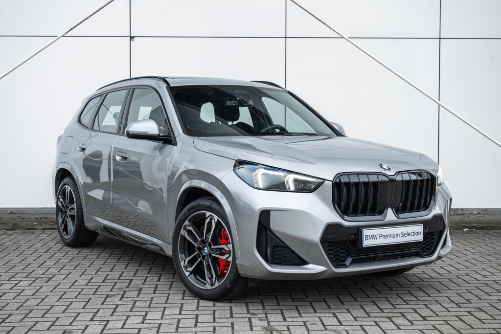 BMW X1 13