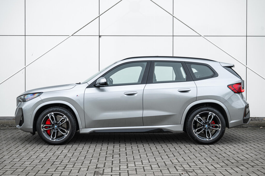 BMW X1 38