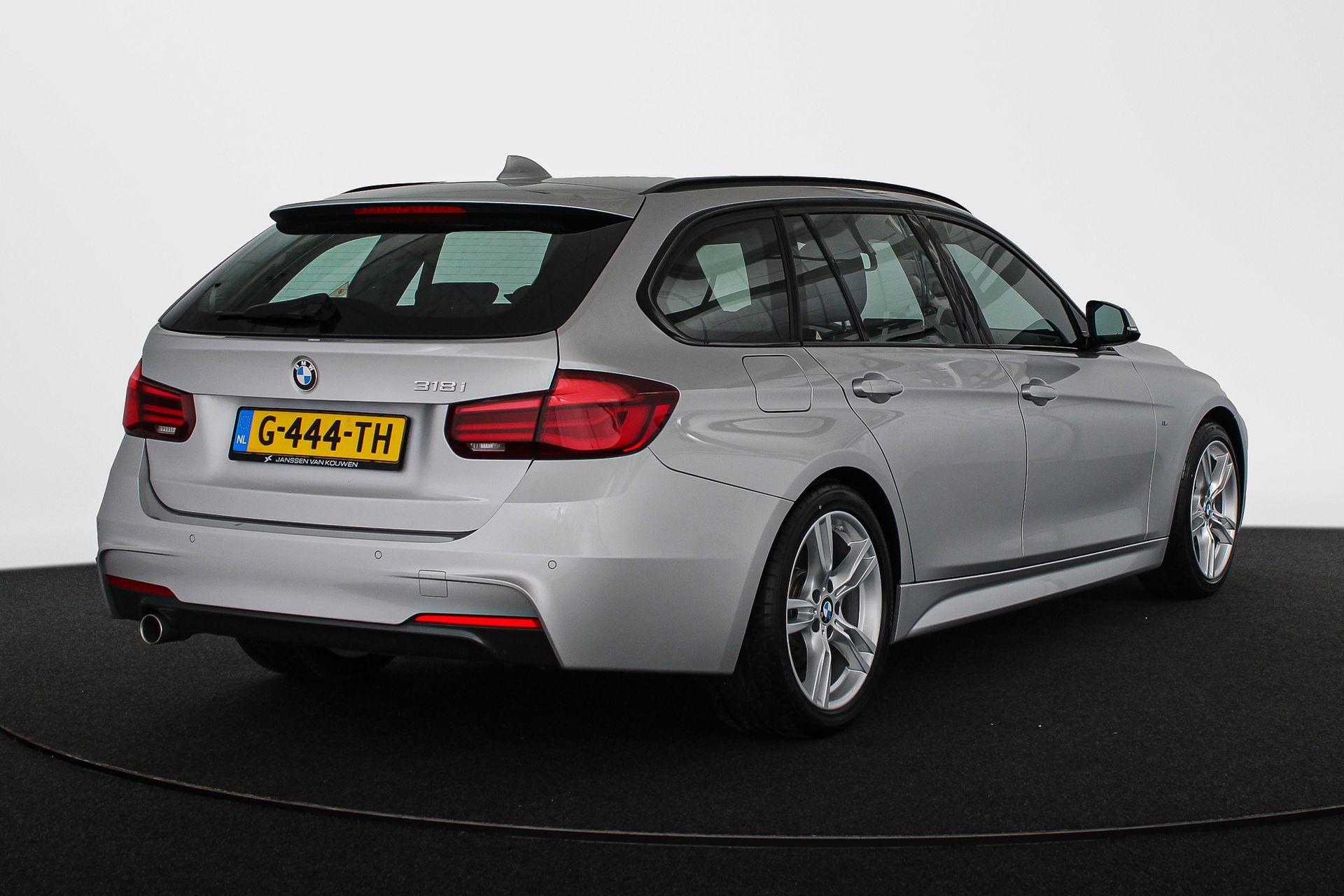 BMW 3 Serie Touring 318i M Sport Corporate Lease - Afbeelding 3