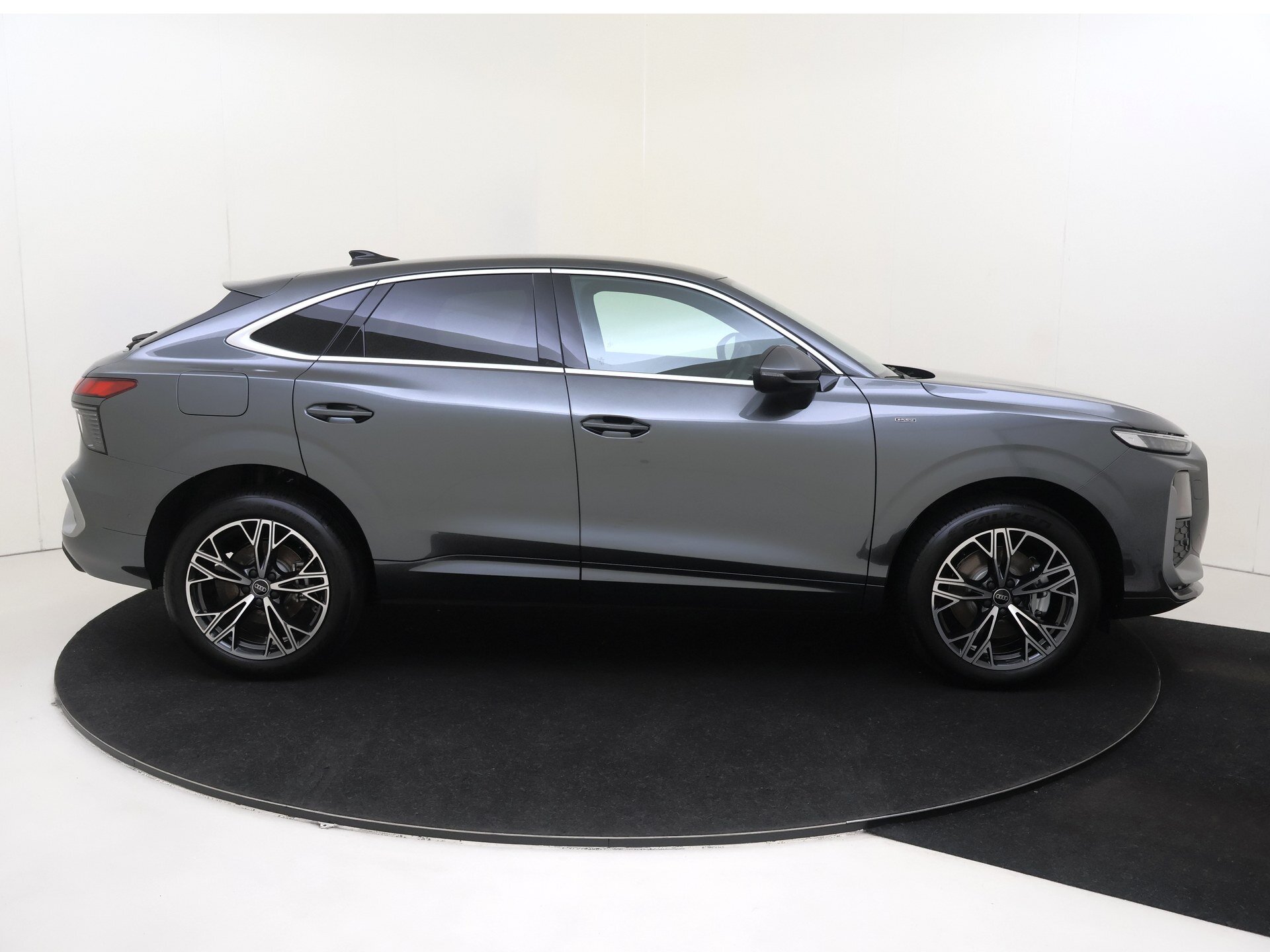 Audi Q3 Sportback e-hybrid S tronic 6 272pk - Afbeelding 3